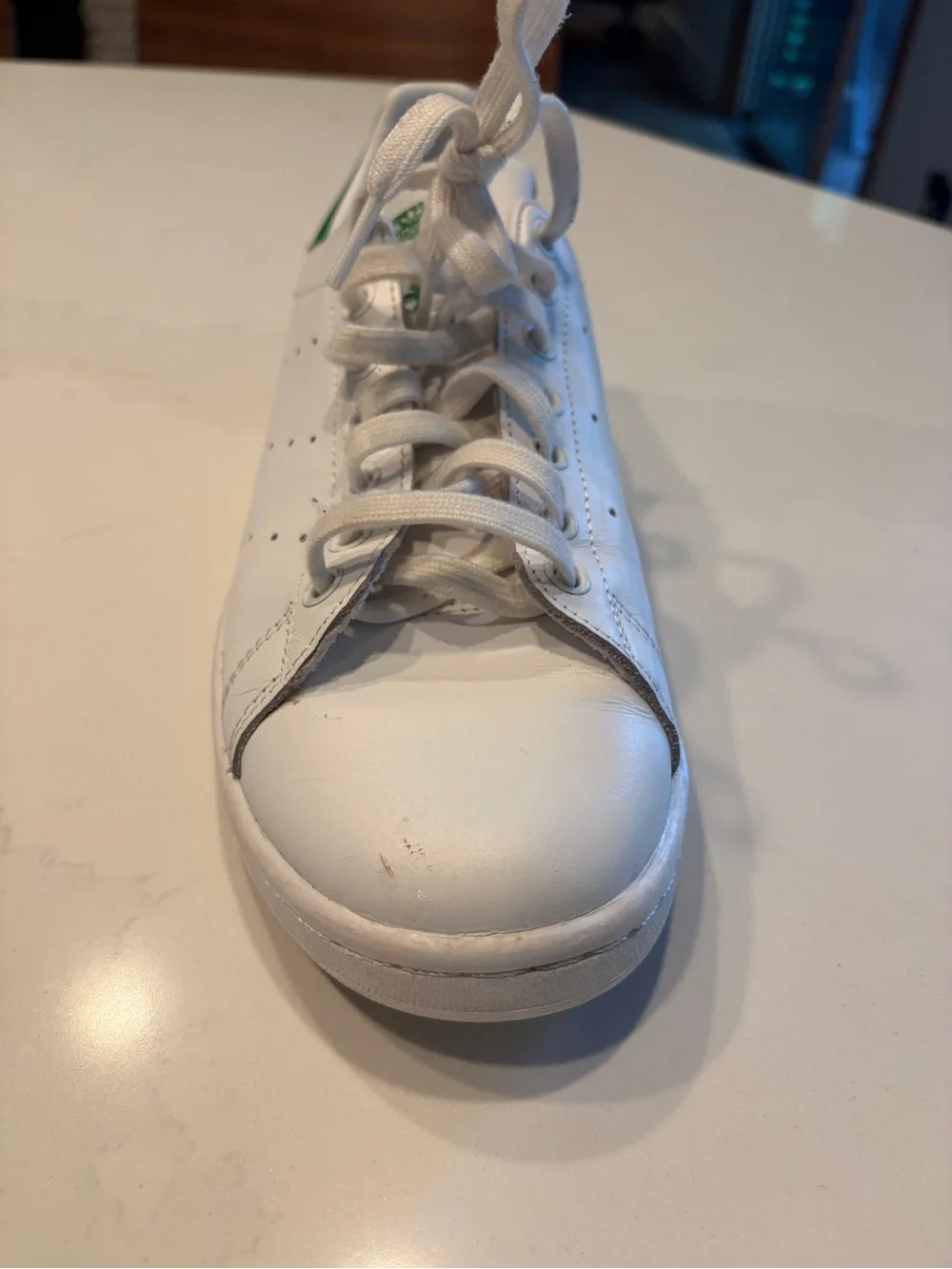 adidas Stan Smith White with Green Heel Tab Sneaker. Women’s size 8